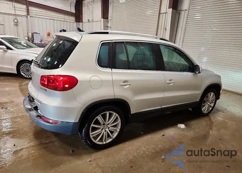 2012 Volkswagen Tiguan S z USA, uszkodzony, nr VIN WVGAV7AX7CW601512